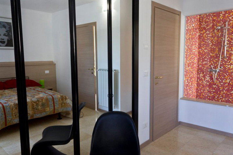 Room N1